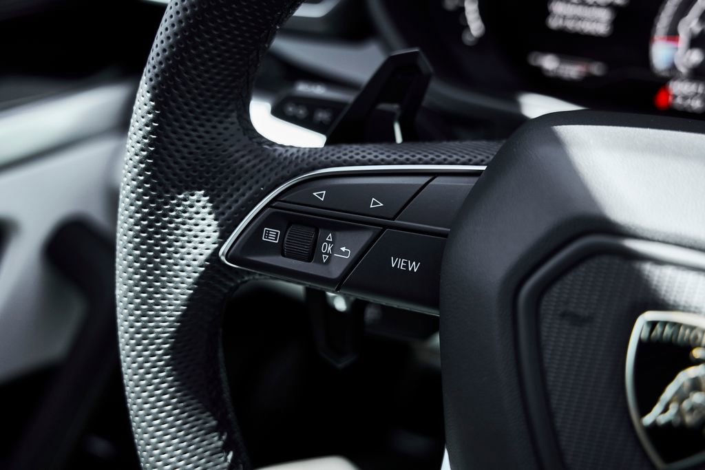 Used 2019 Lamborghini Urus AWD/4WD image 59
