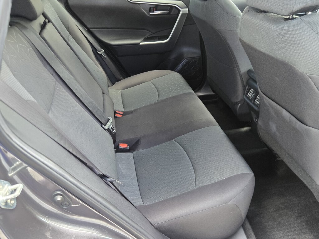 Used 2023 Toyota RAV4 XLE FWD image 17