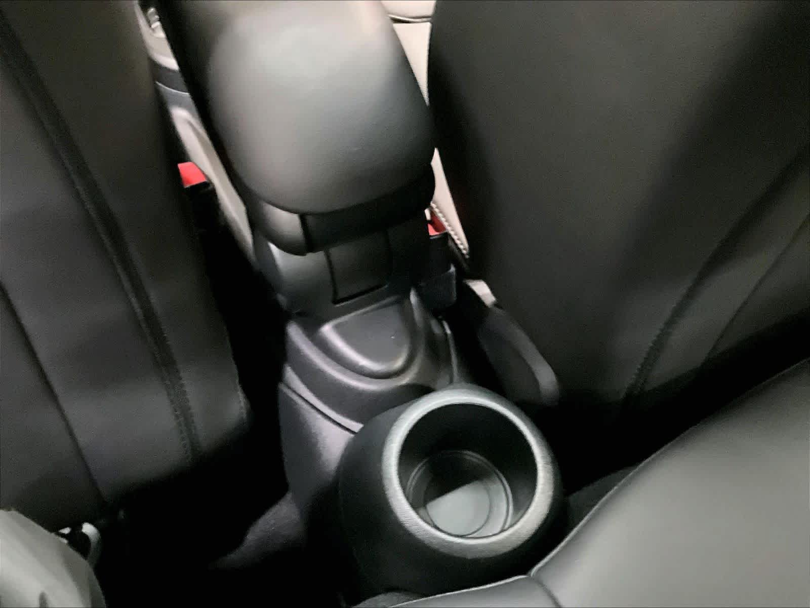 Used 2024 MINI Cooper SE FWD image 39