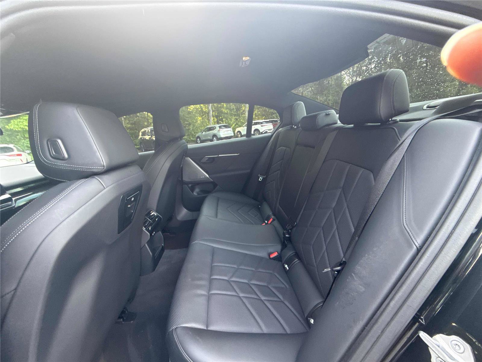 Used 2024 BMW 530i w/ Premium Package RWD image 12