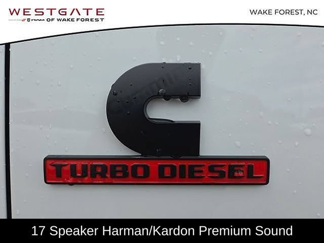 New 2026 RAM 2500 Laramie AWD/4WD image 11