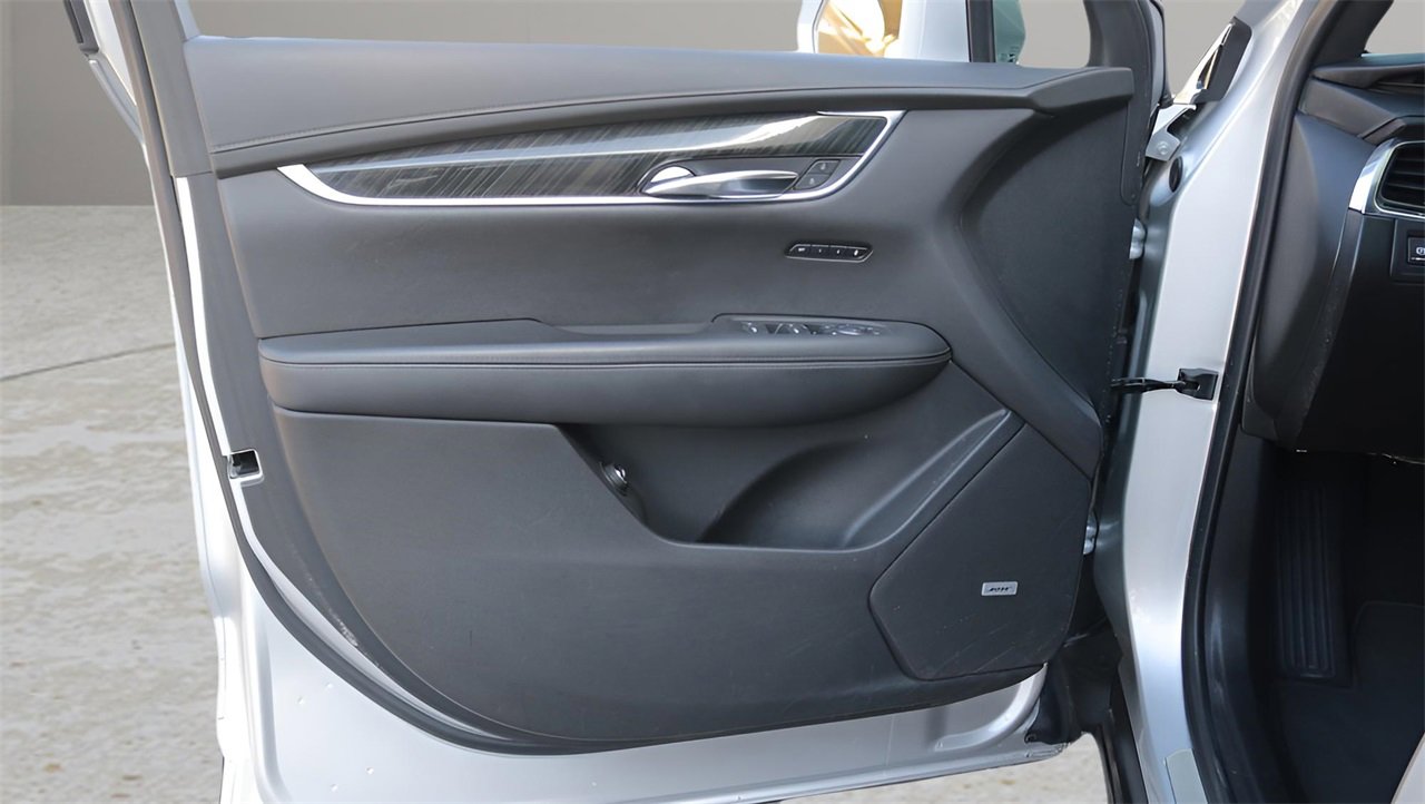 Used 2020 Cadillac XT6 Premium Luxury image 10