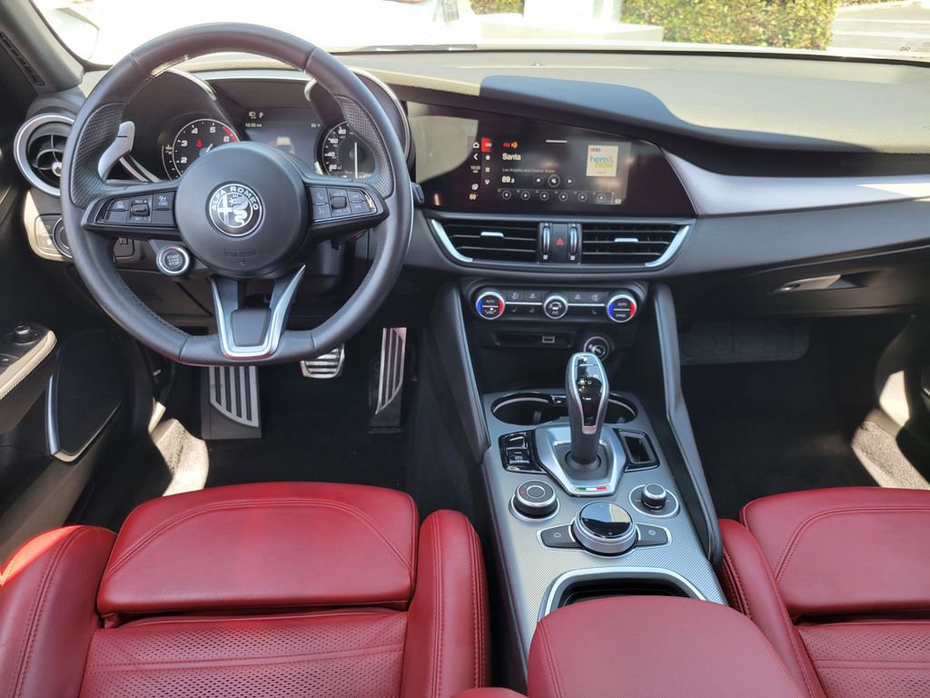 Used 2022 Alfa Romeo Giulia Veloce image 4