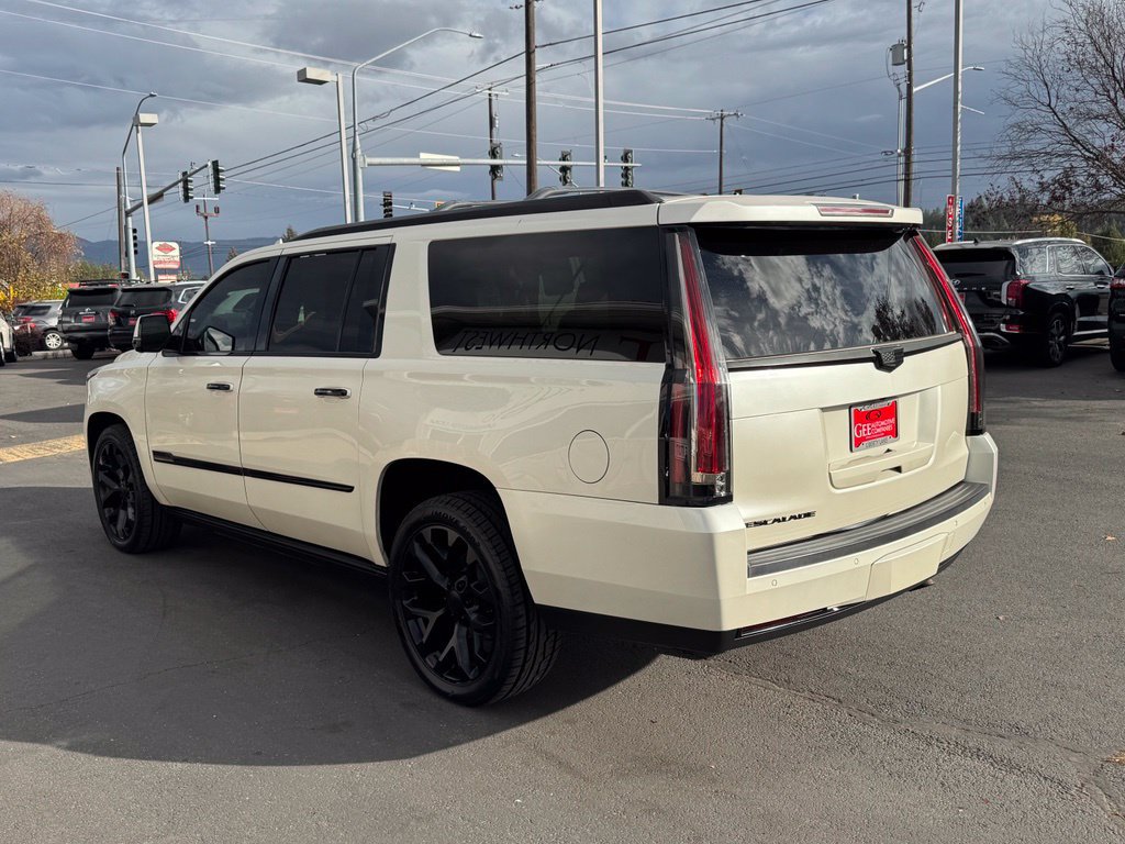 Used 2015 Cadillac Escalade ESV Premium AWD/4WD image 5