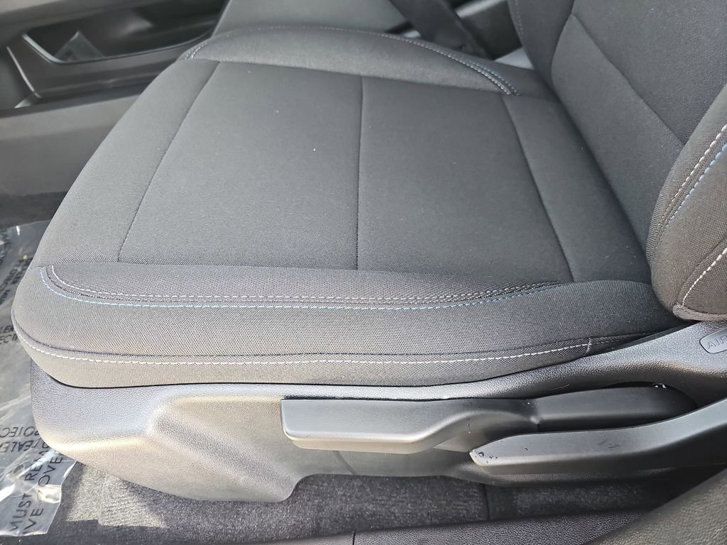 New 2026 Chevrolet Equinox EV LT w/ Comfort Package AWD/4WD image 29