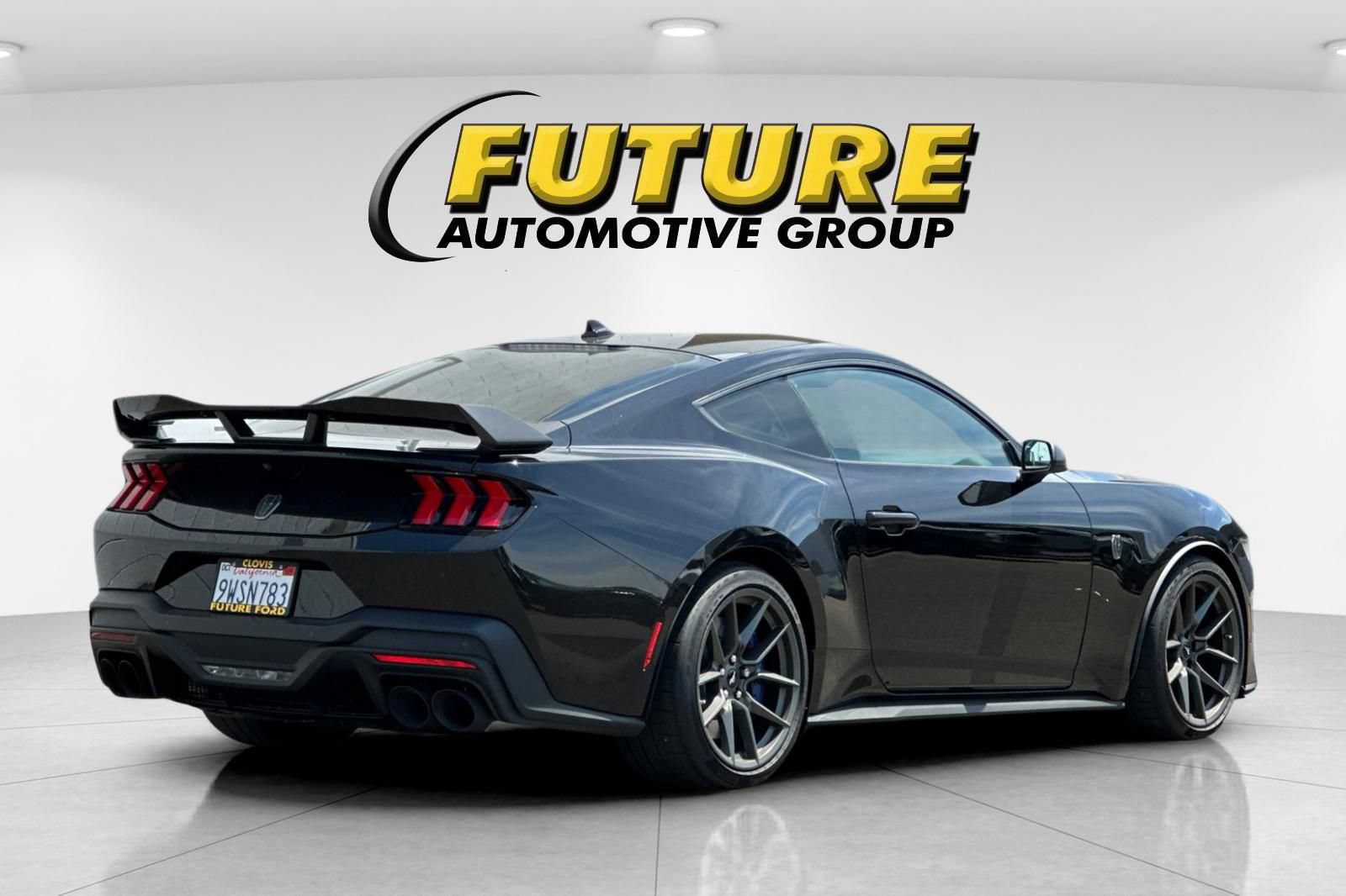 Certified 2025 Ford Mustang Dark Horse w/ Dark Horse Handlin Package RWD image 3