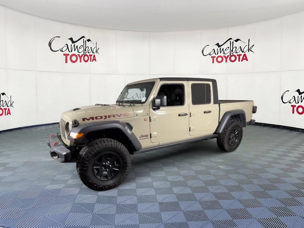 Used 2022 Jeep Gladiator Mojave w/ Trailer Tow Package AWD/4WD image 7