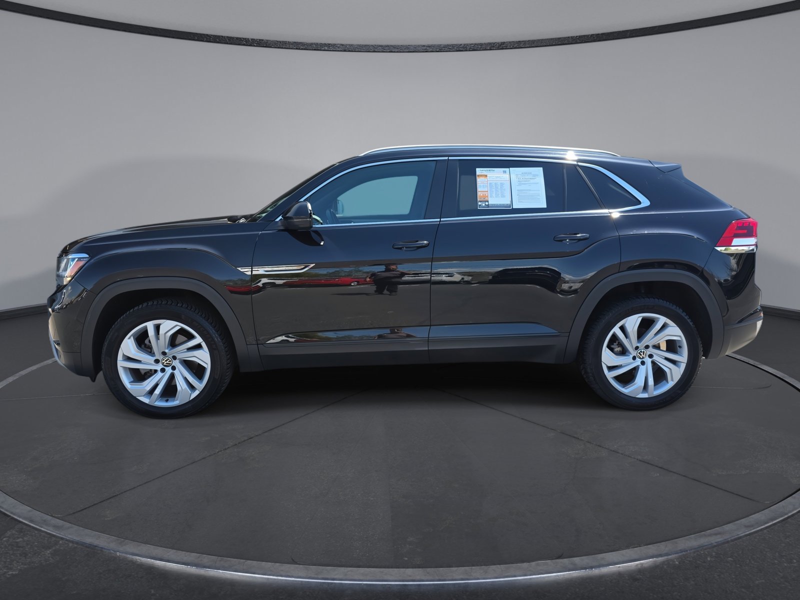 Used 2020 Volkswagen Atlas Cross Sport SEL AWD/4WD image 5