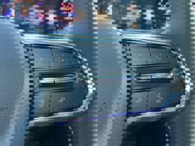 New 2026 Chevrolet Traverse Z71 w/ LPO, Floor Liner Package image 23