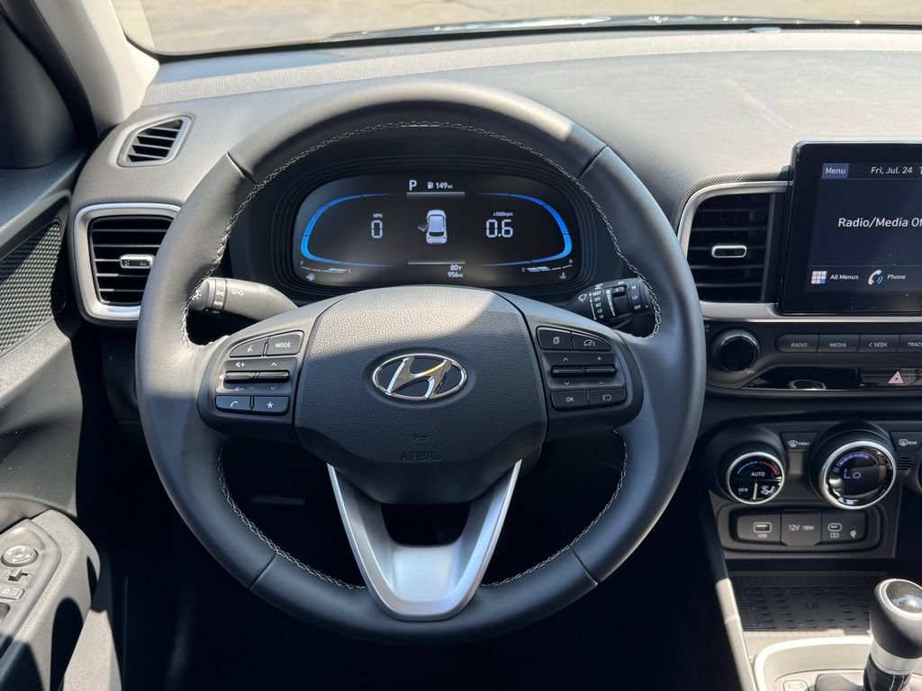 Used 2026 Hyundai Venue SEL FWD image 17