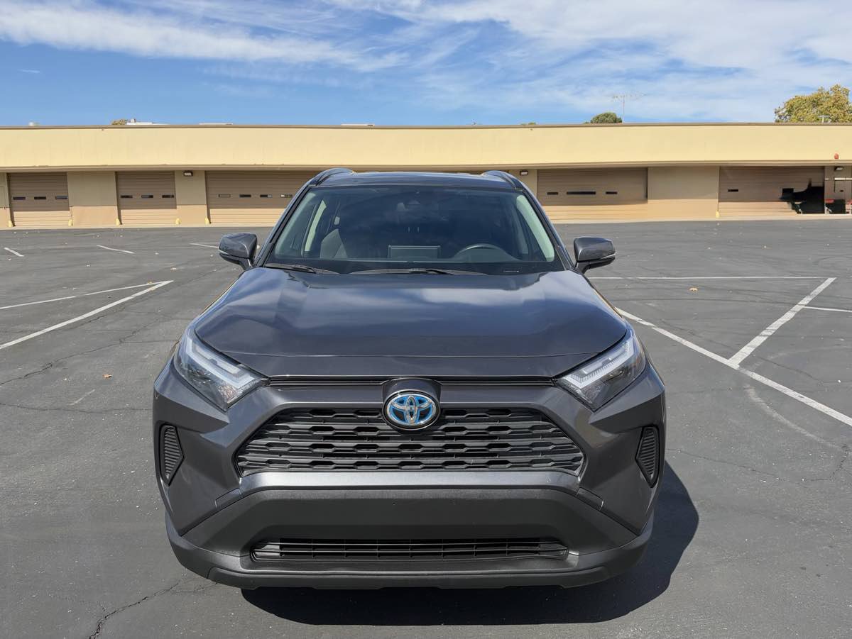 Used 2023 Toyota RAV4 XLE w/ Convenience Package AWD/4WD image 2