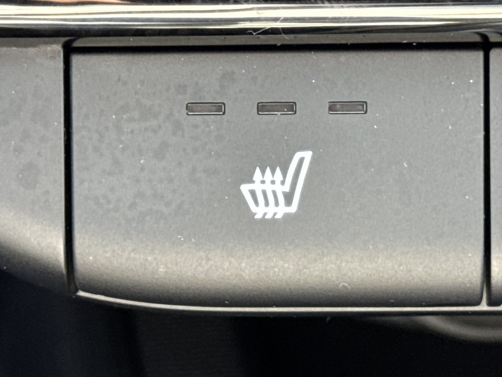 Used 2025 Hyundai Elantra SEL FWD image 31