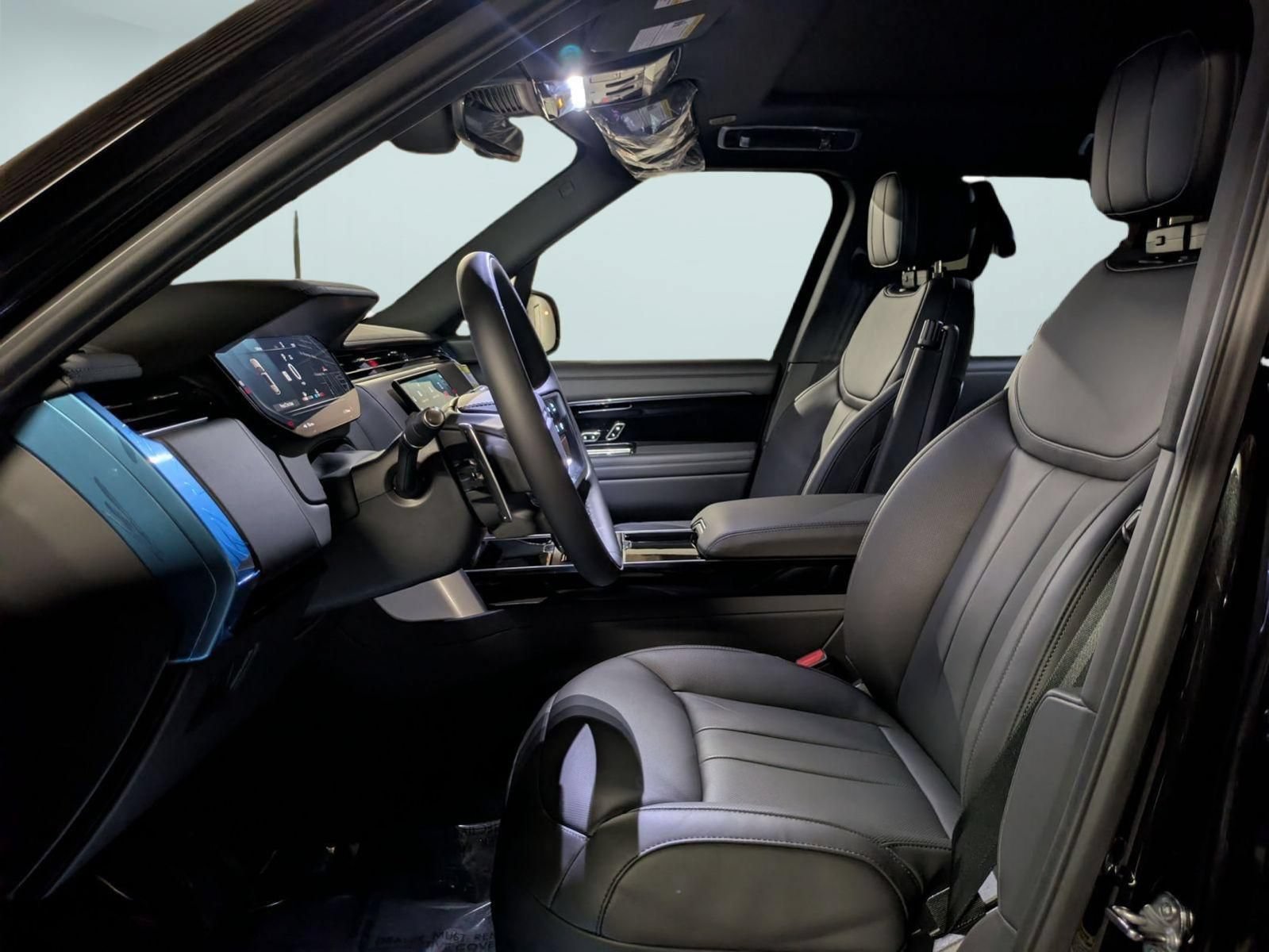New 2026 Land Rover Range Rover SE AWD/4WD image 12