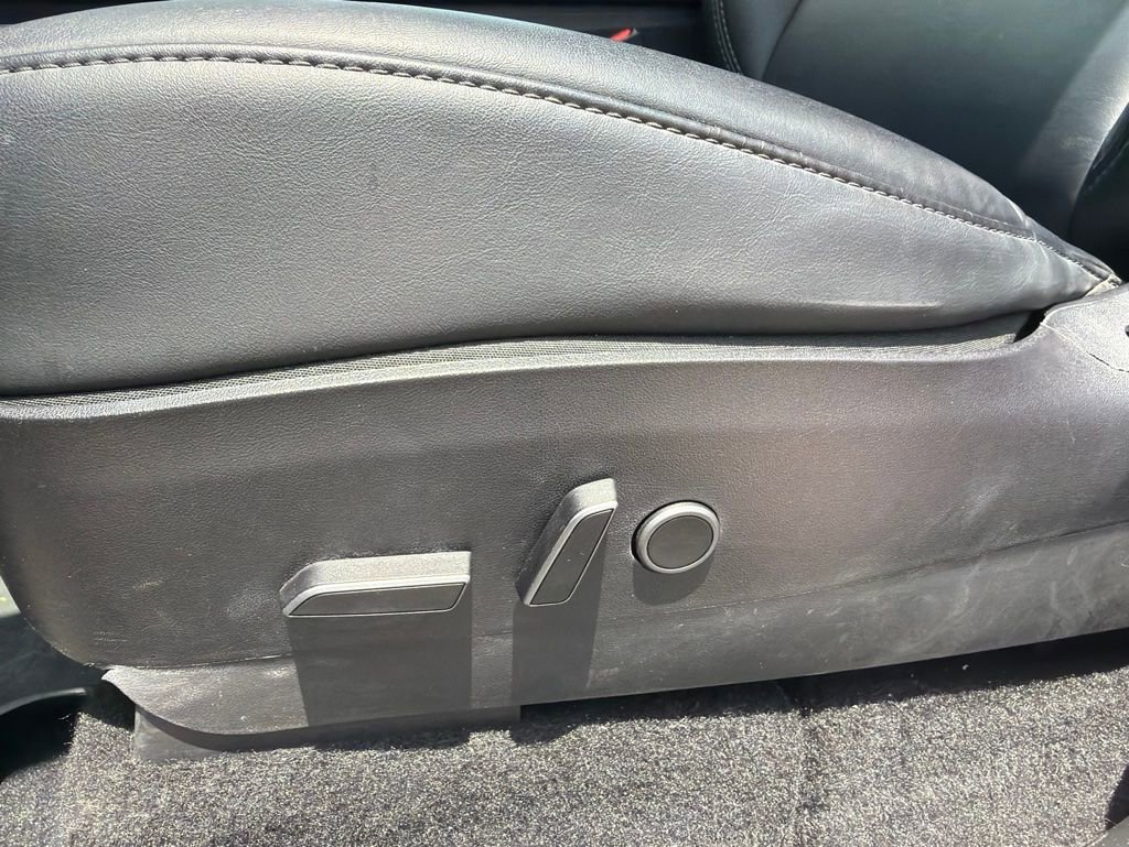 Used 2021 Tesla Model Y 2WD image 15