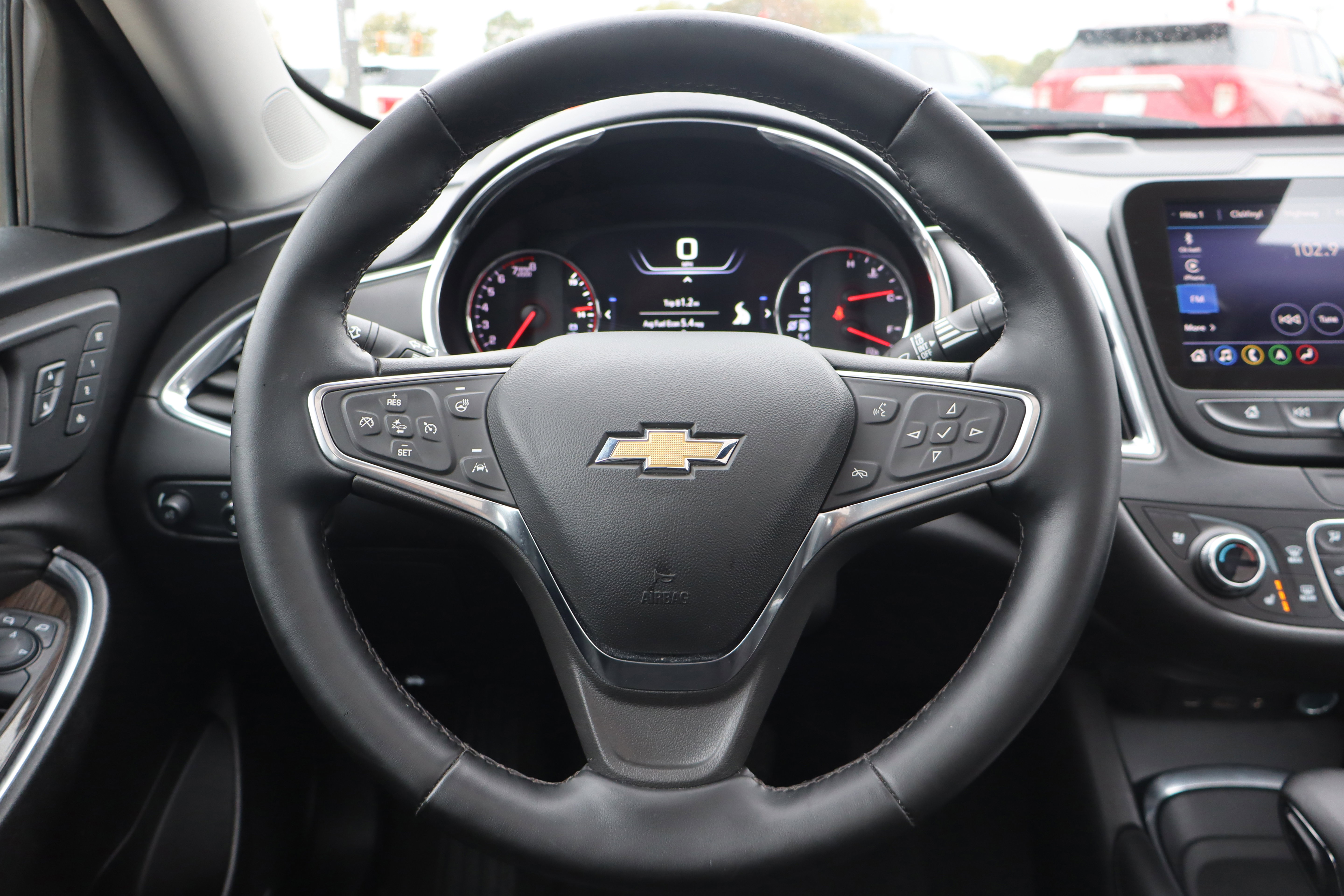 Used 2024 Chevrolet Malibu LT image 15