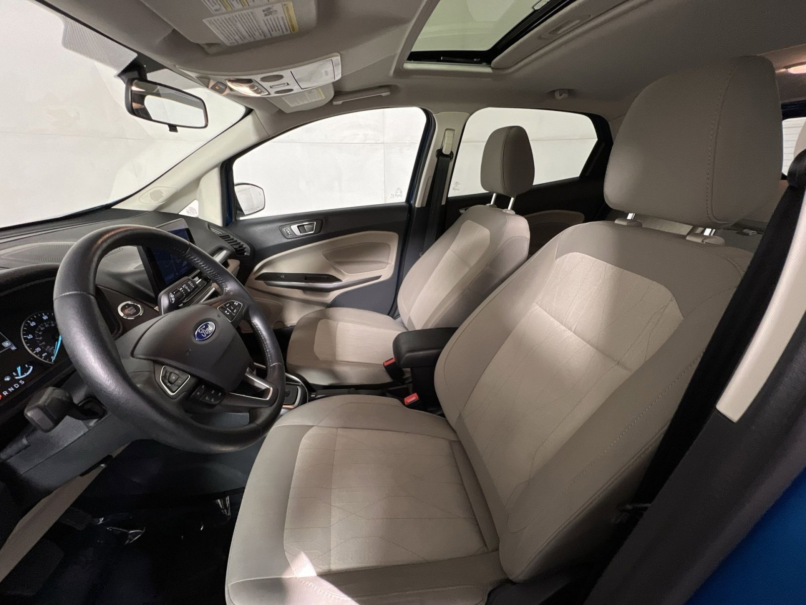 Used 2020 Ford EcoSport SE w/ SE Convenience Package image 13