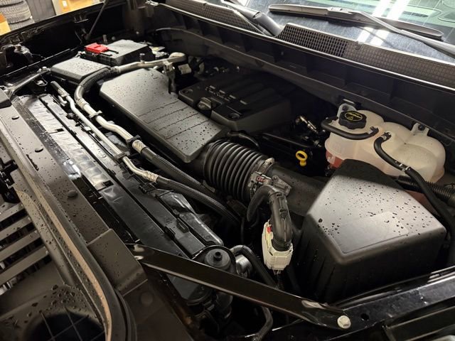 Used 2025 Chevrolet Silverado 1500 Custom AWD/4WD image 42