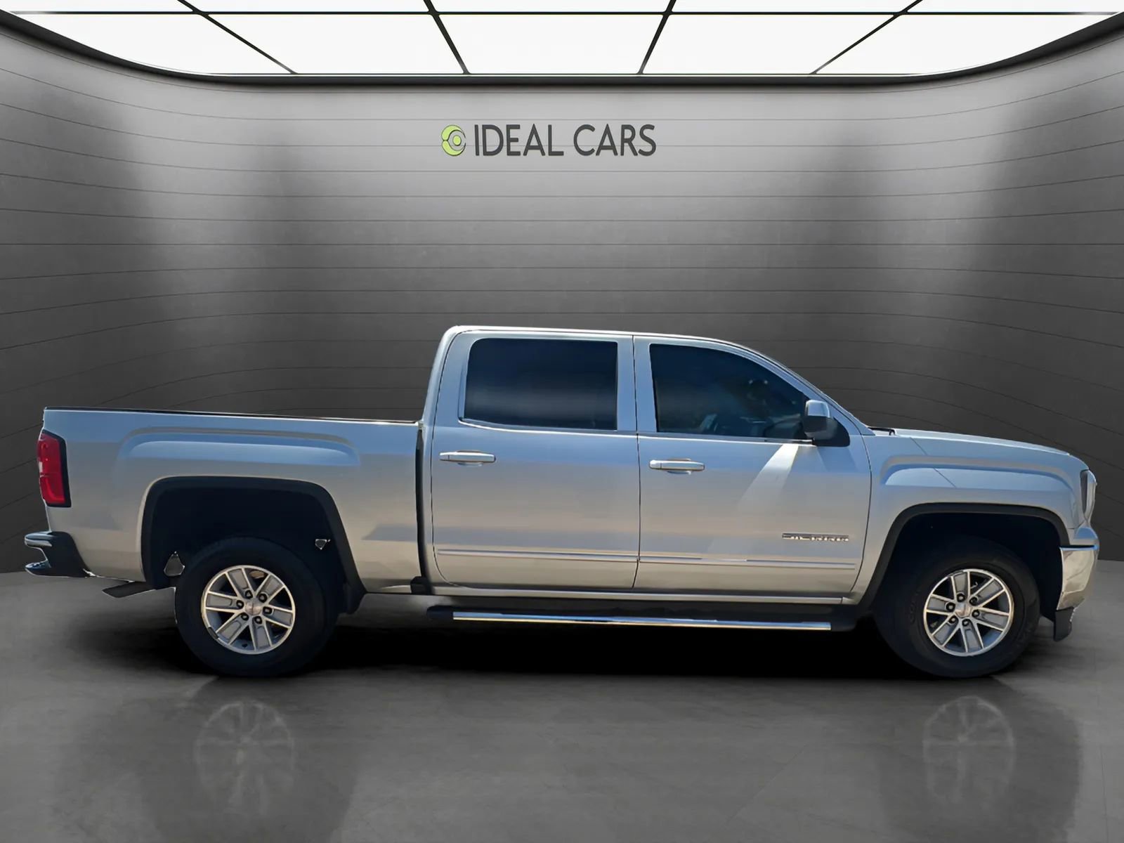 Used 2017 GMC Sierra 1500 SLE w/ SLE Value Package RWD image 4