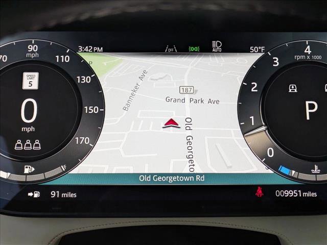 Certified 2024 Land Rover Range Rover SE image 11