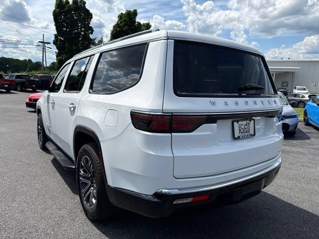 Used 2024 Jeep Wagoneer Series II w/ Flexible Seating Group AWD/4WD image 13