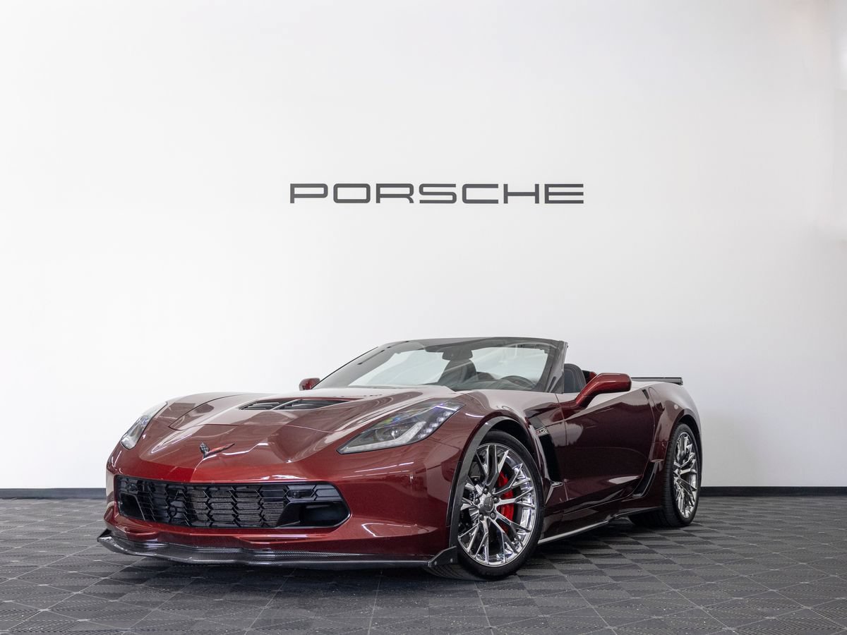 Used 2016 Chevrolet Corvette Z06 w/ 3LZ Preferred Equipment Group RWD image 1