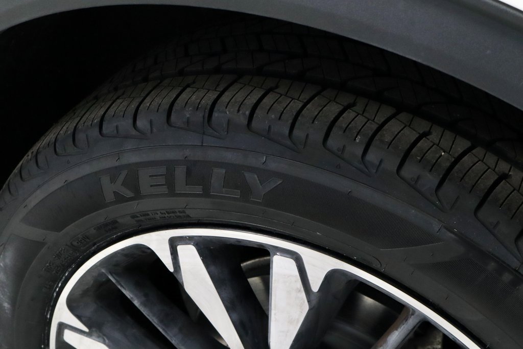 Certified 2022 Ford Escape SE w/ SE Sport Appearance Package image 20