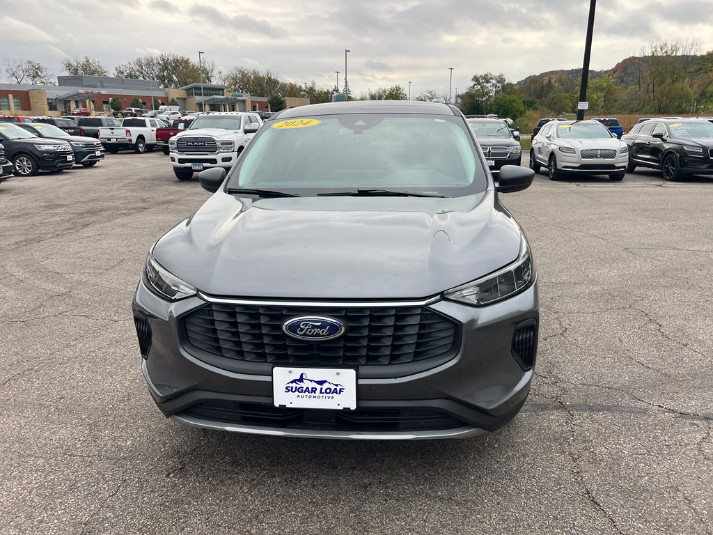 Used 2024 Ford Escape Active w/ Tech Pack #1 FWD image 2