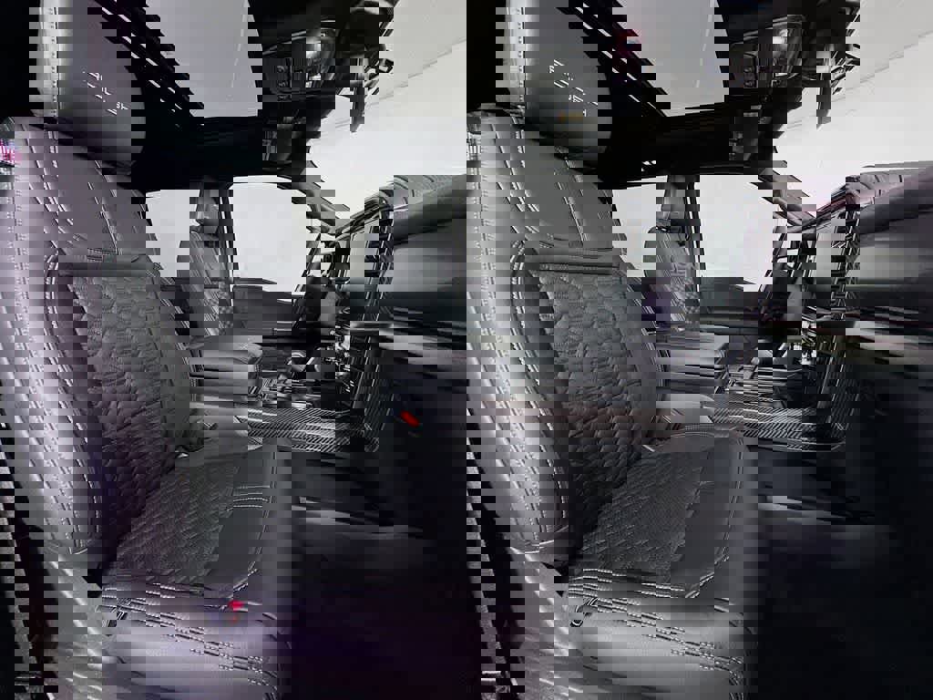 New 2025 Ford F150 Lariat w/ Equipment Group 502A High image 15