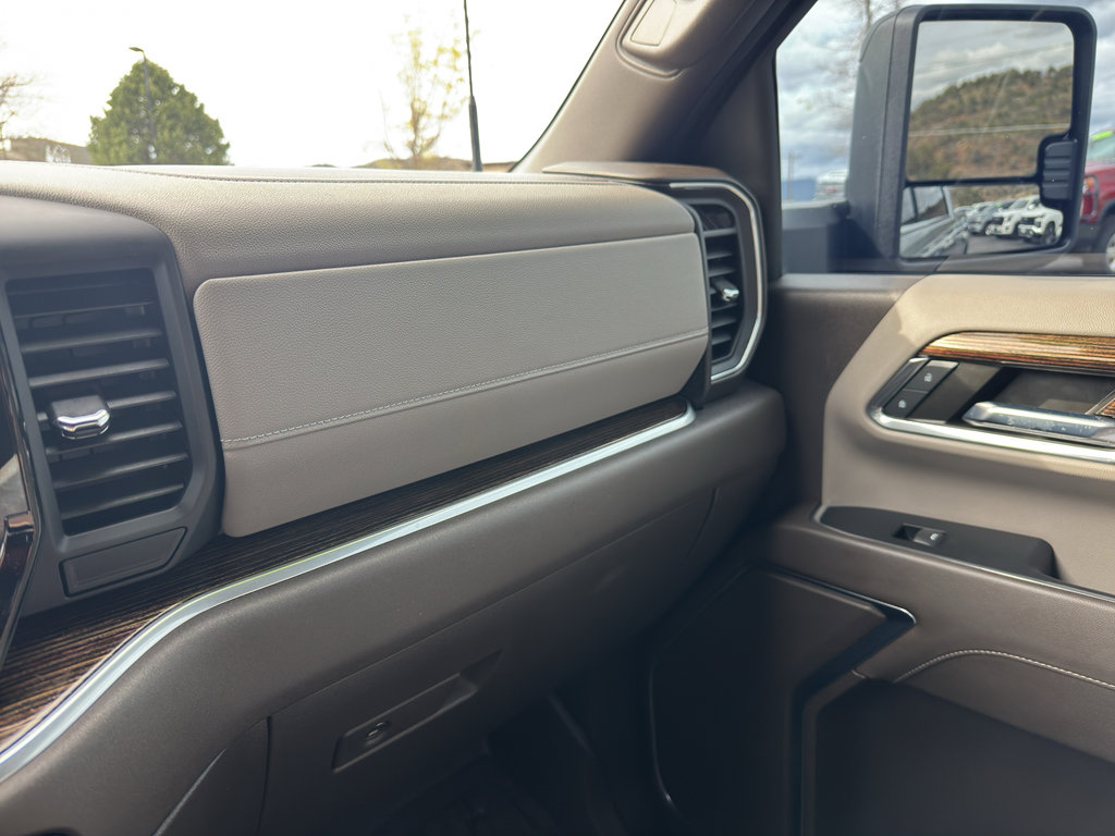 Used 2024 GMC Sierra 2500 SLE image 31