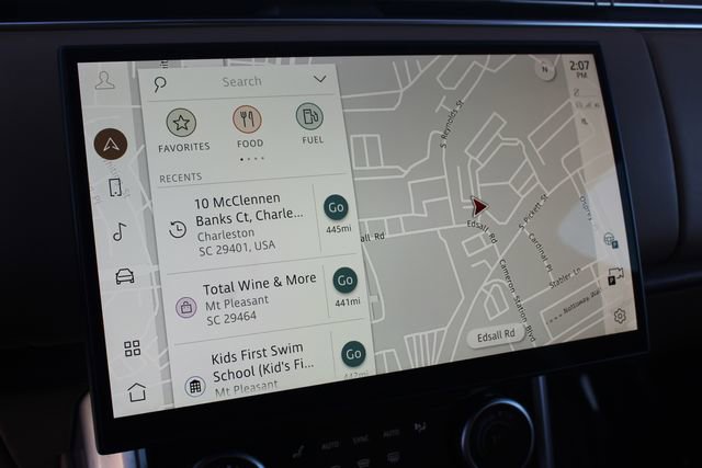 Used 2023 Land Rover Range Rover SE image 19