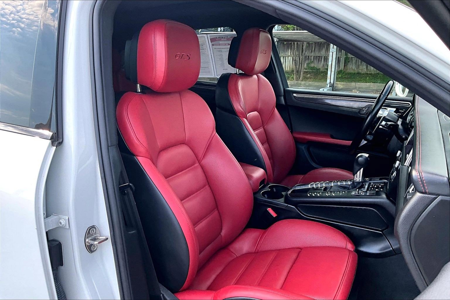 Used 2021 Porsche Macan GTS AWD/4WD image 7