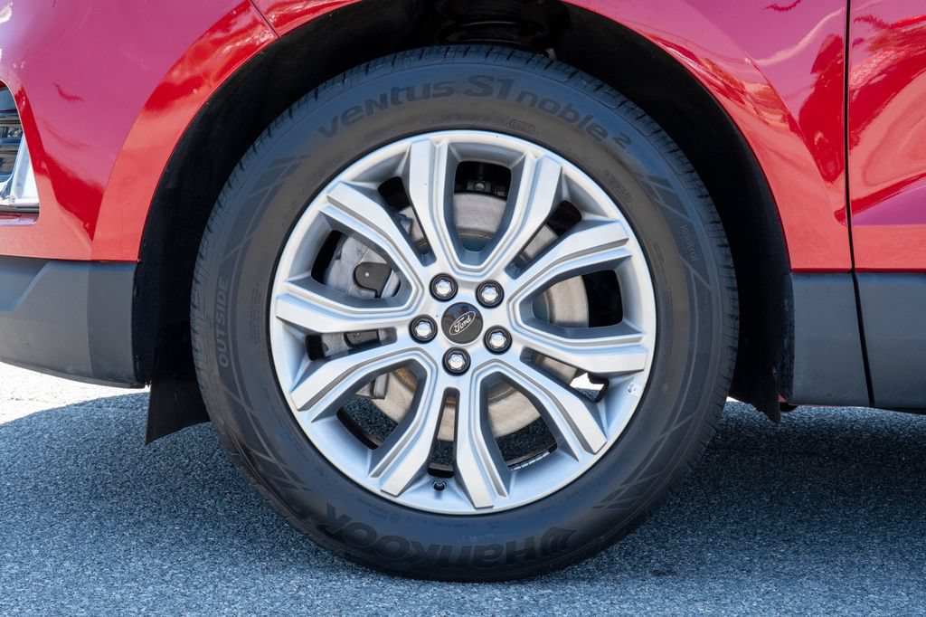 Used 2024 Ford Edge Titanium AWD/4WD image 29