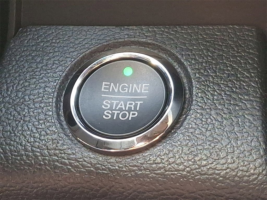 Used 2022 Ford F450 Platinum w/ FX4 Off-Road Package image 26