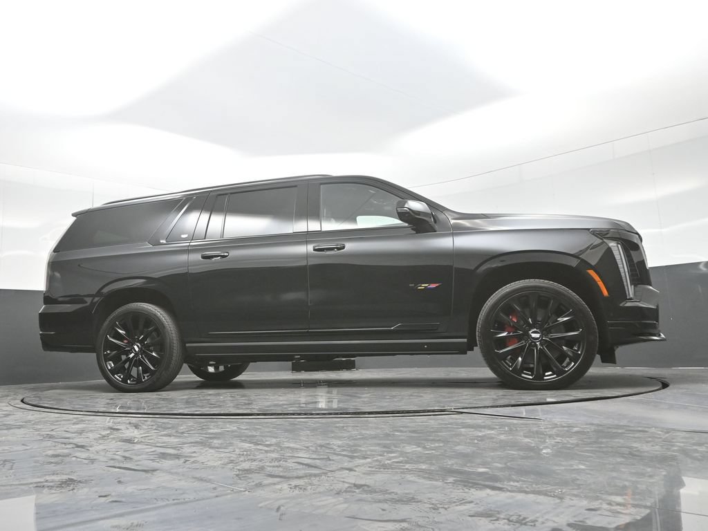 New 2026 Cadillac Escalade ESV V AWD/4WD image 33