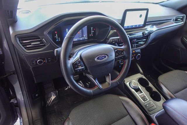 Used 2023 Ford Escape ST-Line image 10