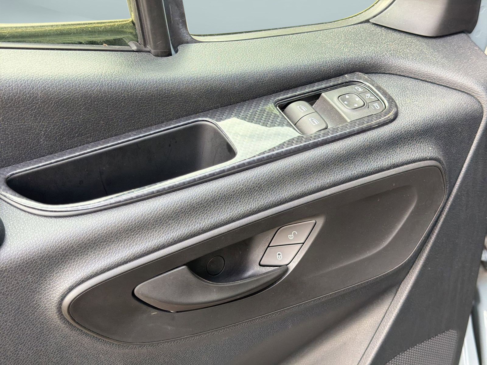 Used 2021 Mercedes-Benz Sprinter 2500 image 10