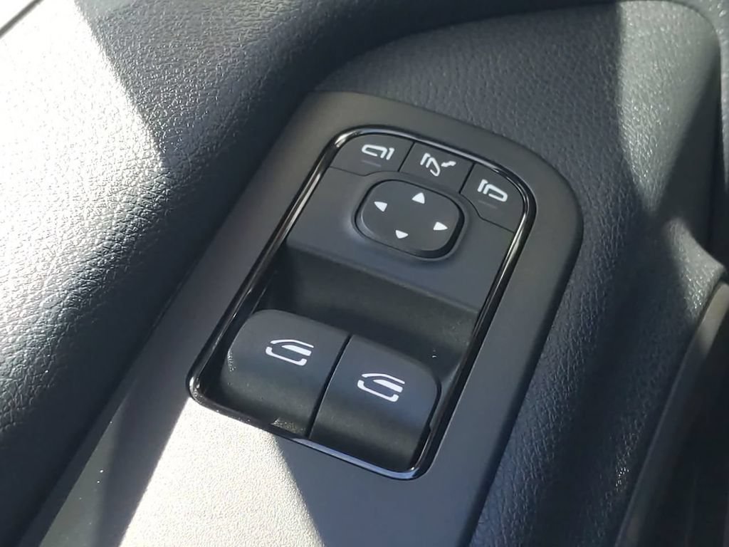 Used 2021 Mercedes-Benz Sprinter 2500 image 18