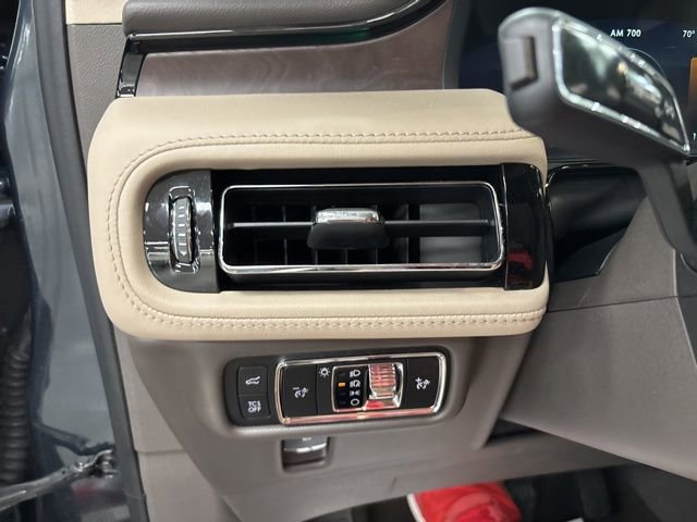 Used 2023 Lincoln Nautilus Reserve image 29