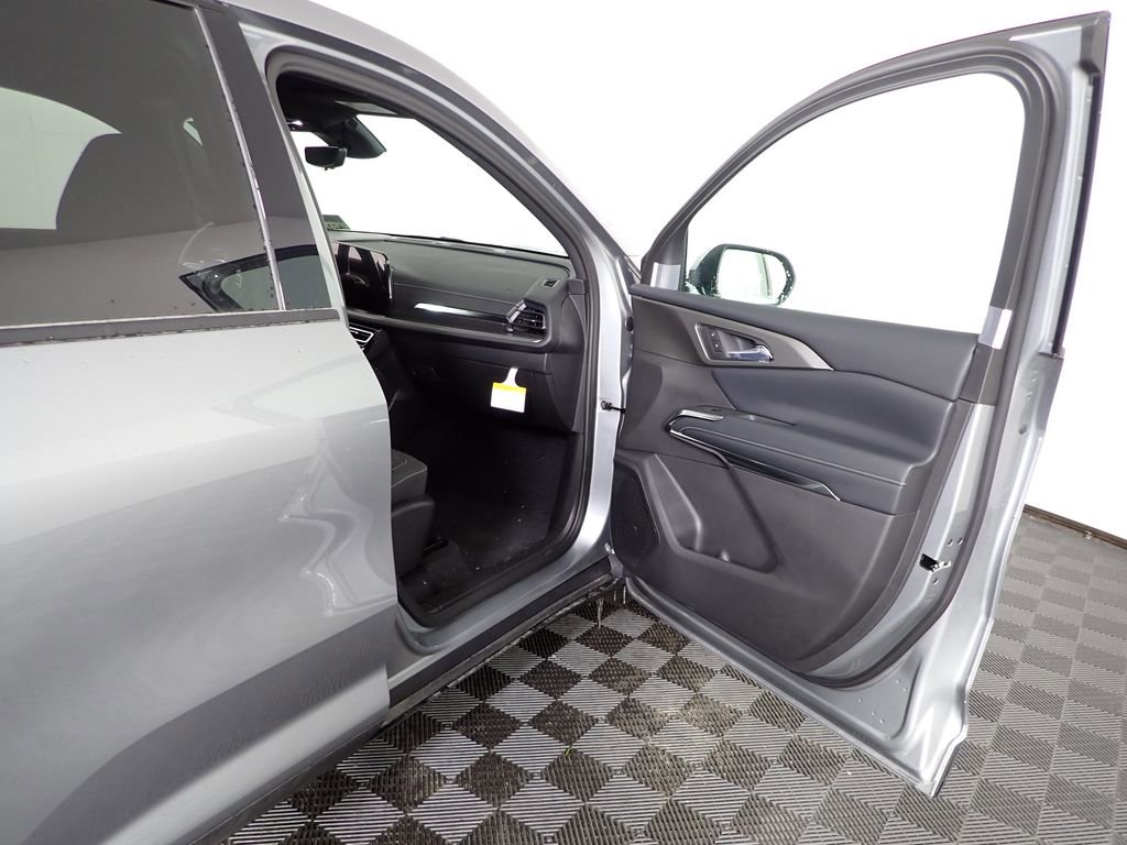 New 2026 Chevrolet Traverse LT w/ Midnight/Sport Edition image 30