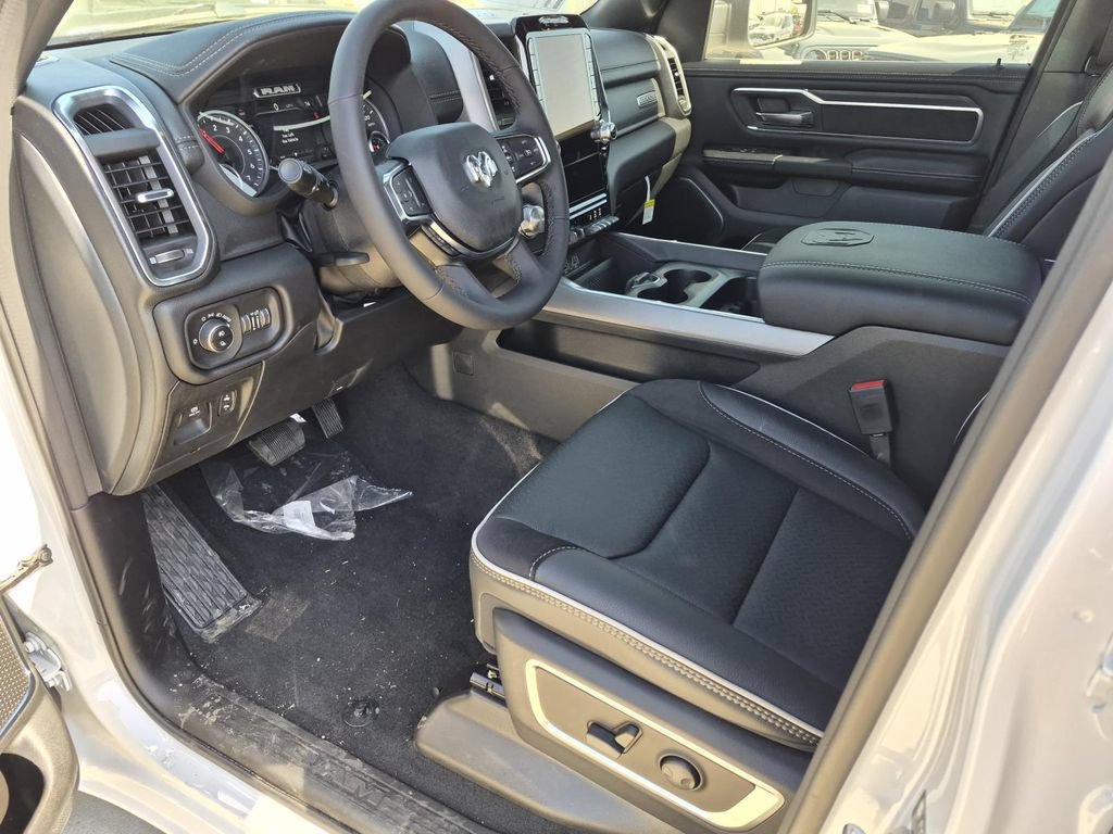 New 2026 RAM 1500 Laramie w/ Night Edition AWD/4WD image 8