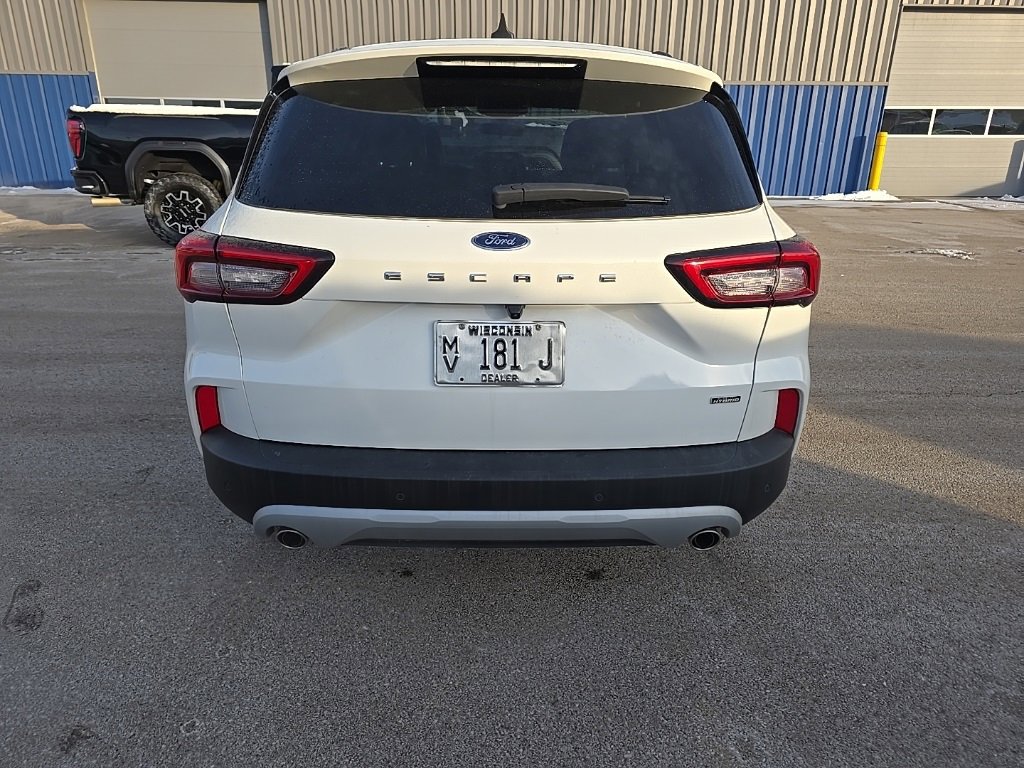 Used 2023 Ford Escape SE image 4