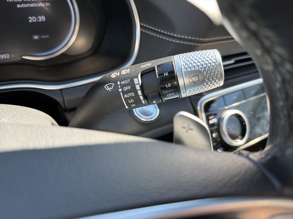 Used 2024 Genesis GV80 2.5T image 27