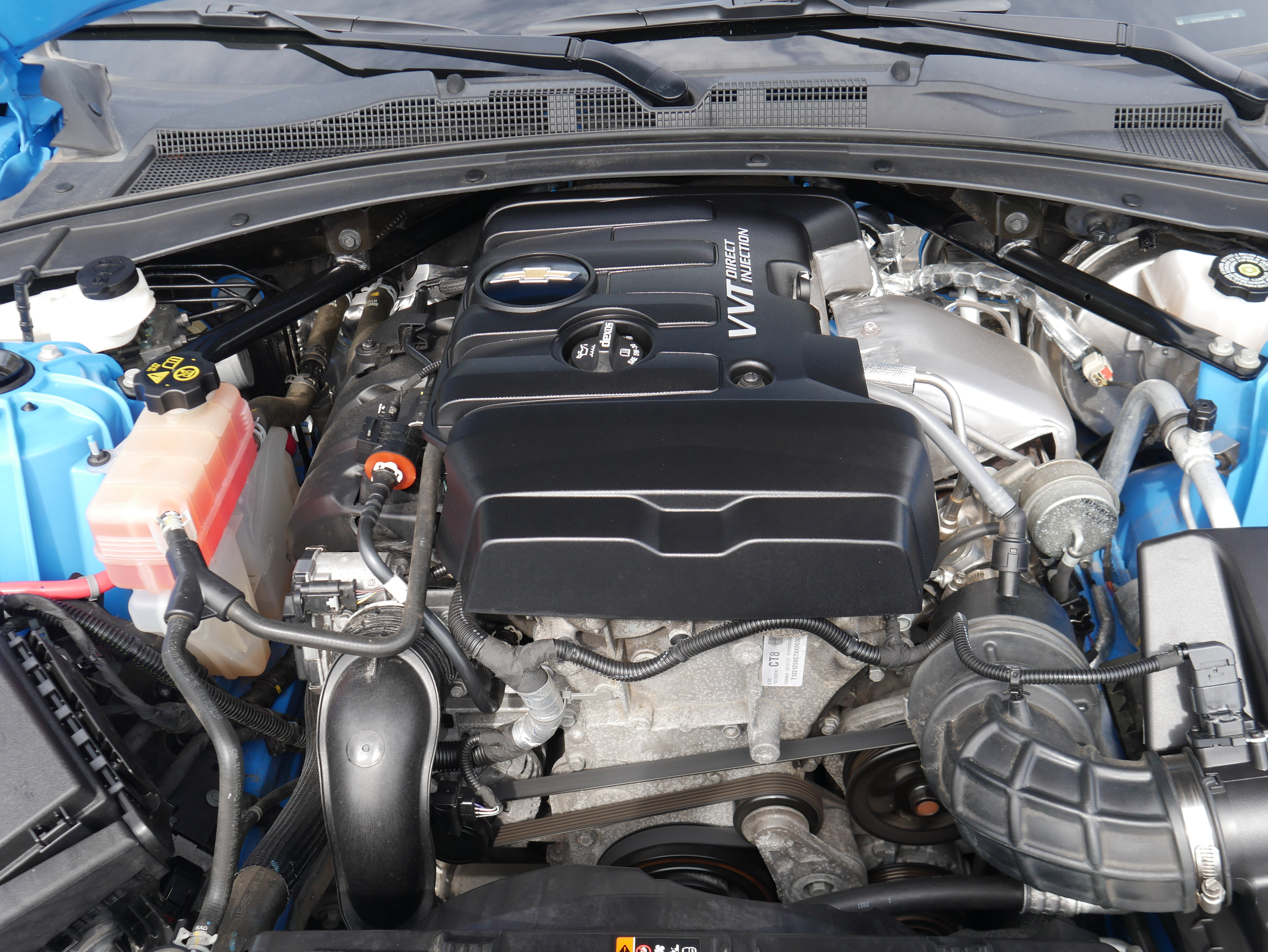 Used 2023 Chevrolet Camaro LT RWD image 10