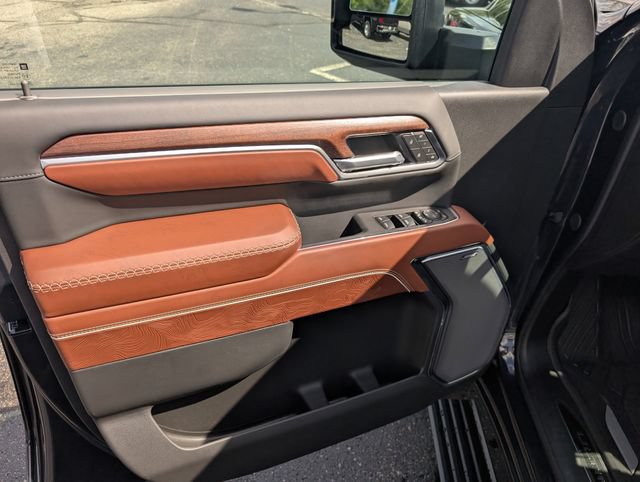 New 2026 GMC Sierra 2500 Denali Ultimate AWD/4WD image 14