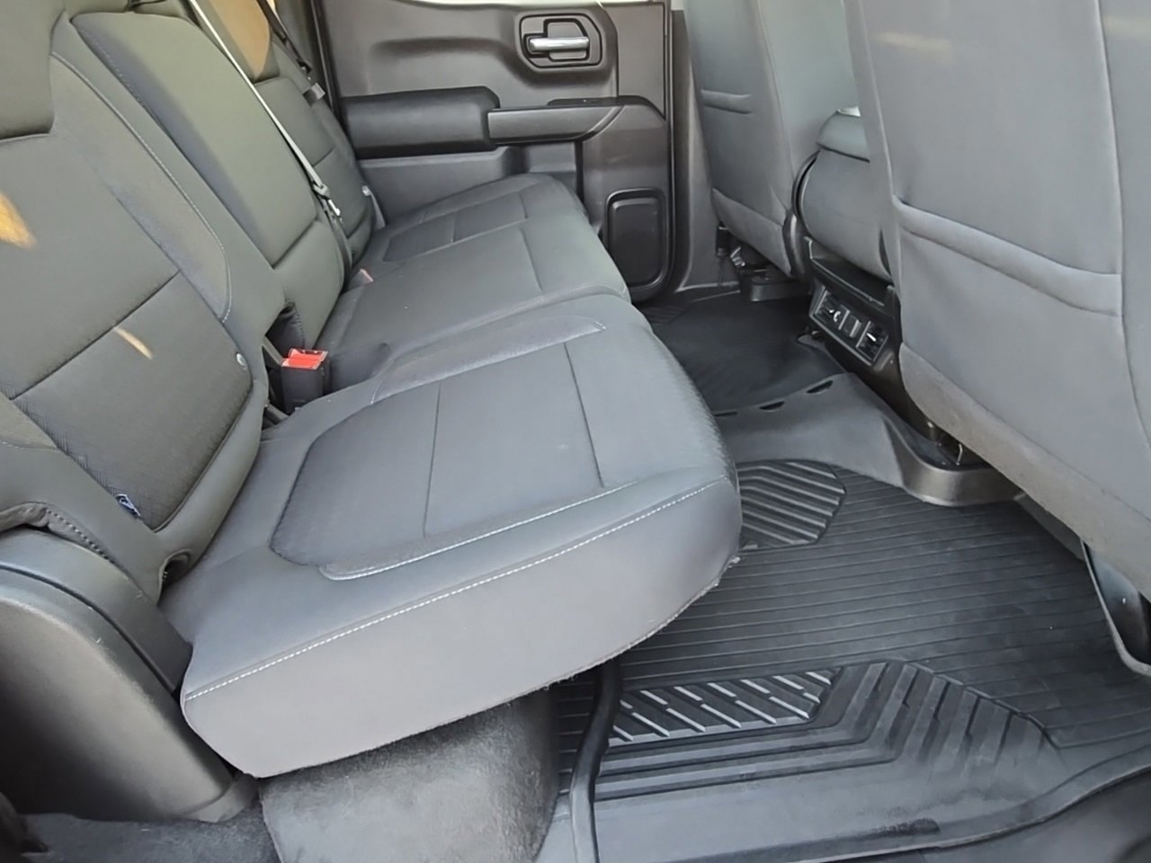 Used 2020 Chevrolet Silverado 1500 LT w/ All-Star Edition image 33