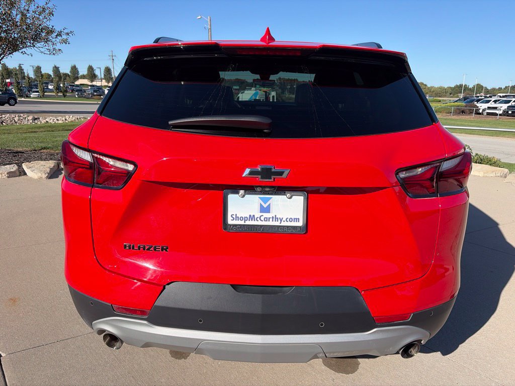 Used 2021 Chevrolet Blazer LT w/ Sound & Technology Package FWD image 23