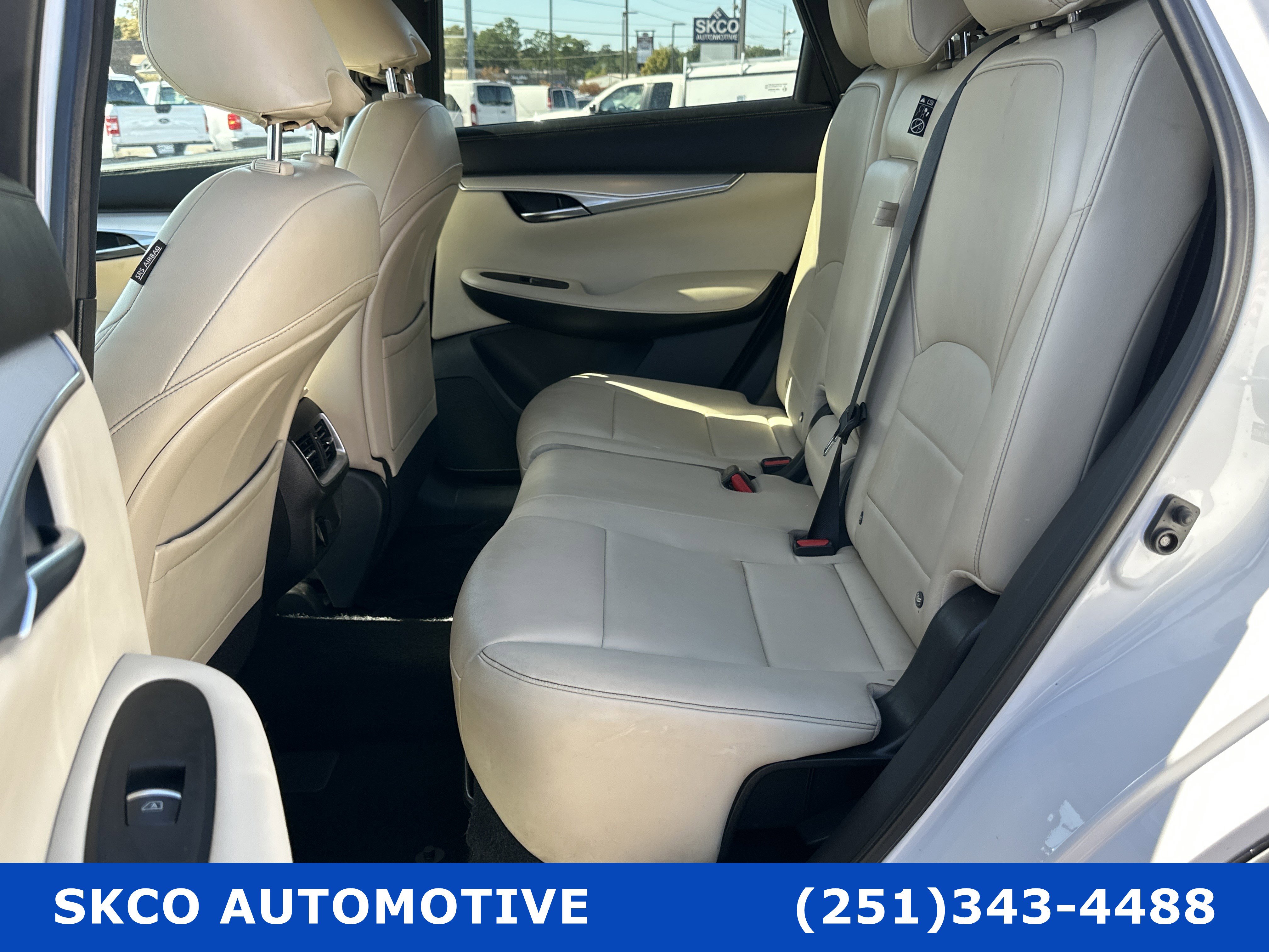 Used 2019 INFINITI QX50 Luxe w/ Navigation Package image 14