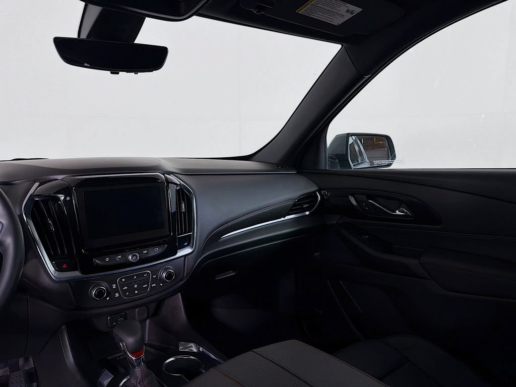 Used 2024 Chevrolet Traverse RS w/ LPO, Floor Liner Package AWD/4WD image 22