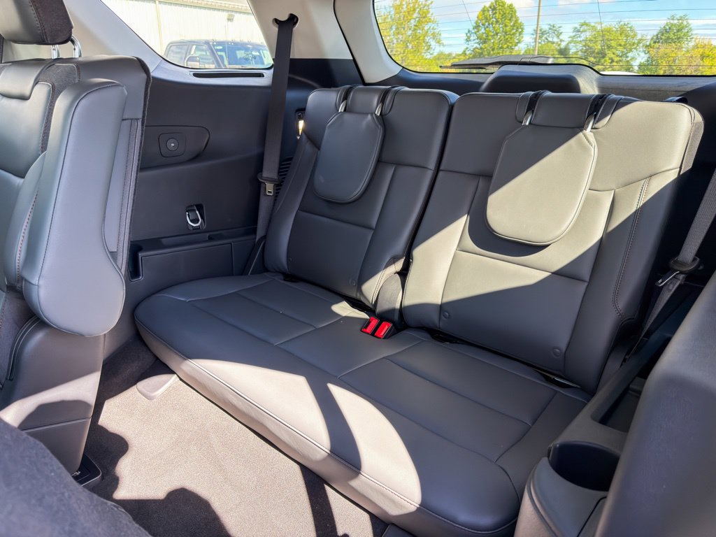 New 2026 Ford Explorer Active w/ Active Comfort Package AWD/4WD image 12