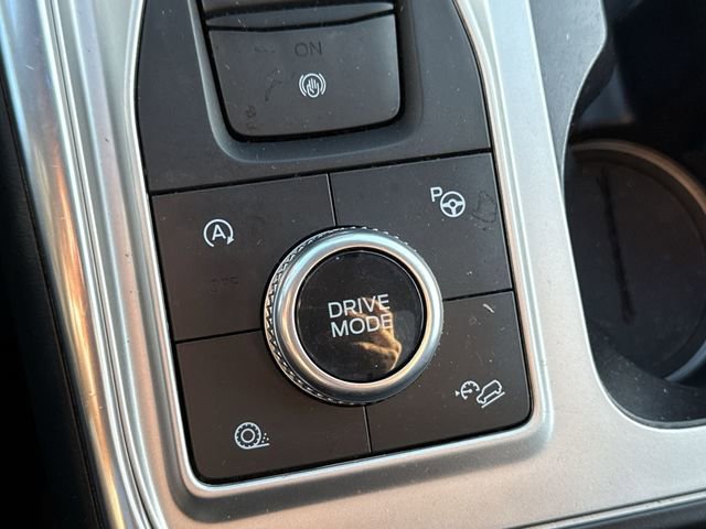 Used 2020 Ford Explorer Platinum w/ Premium Technology Package image 24